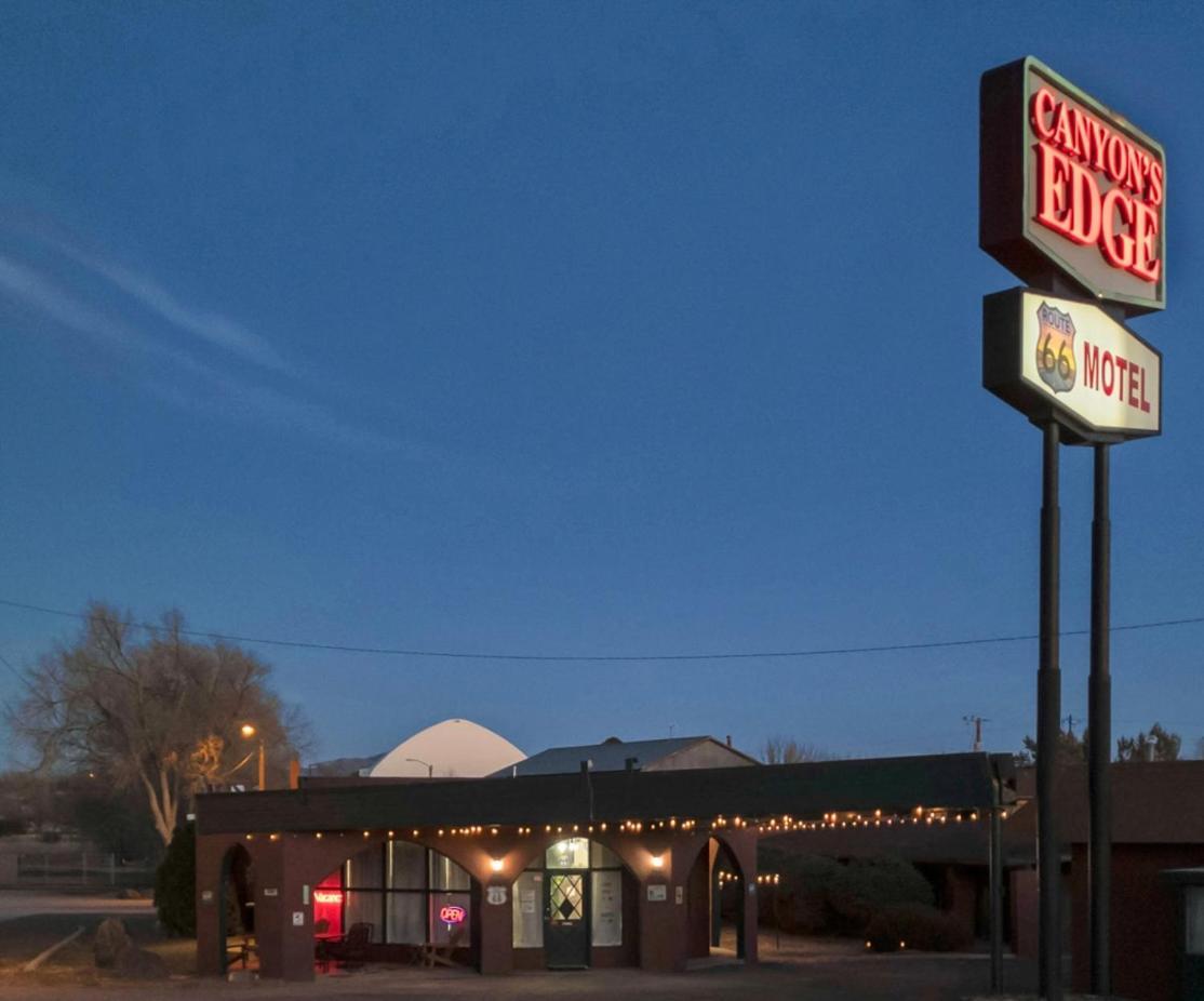 אש פורק Canyon'S Edge Route 66 Motel מראה חיצוני תמונה